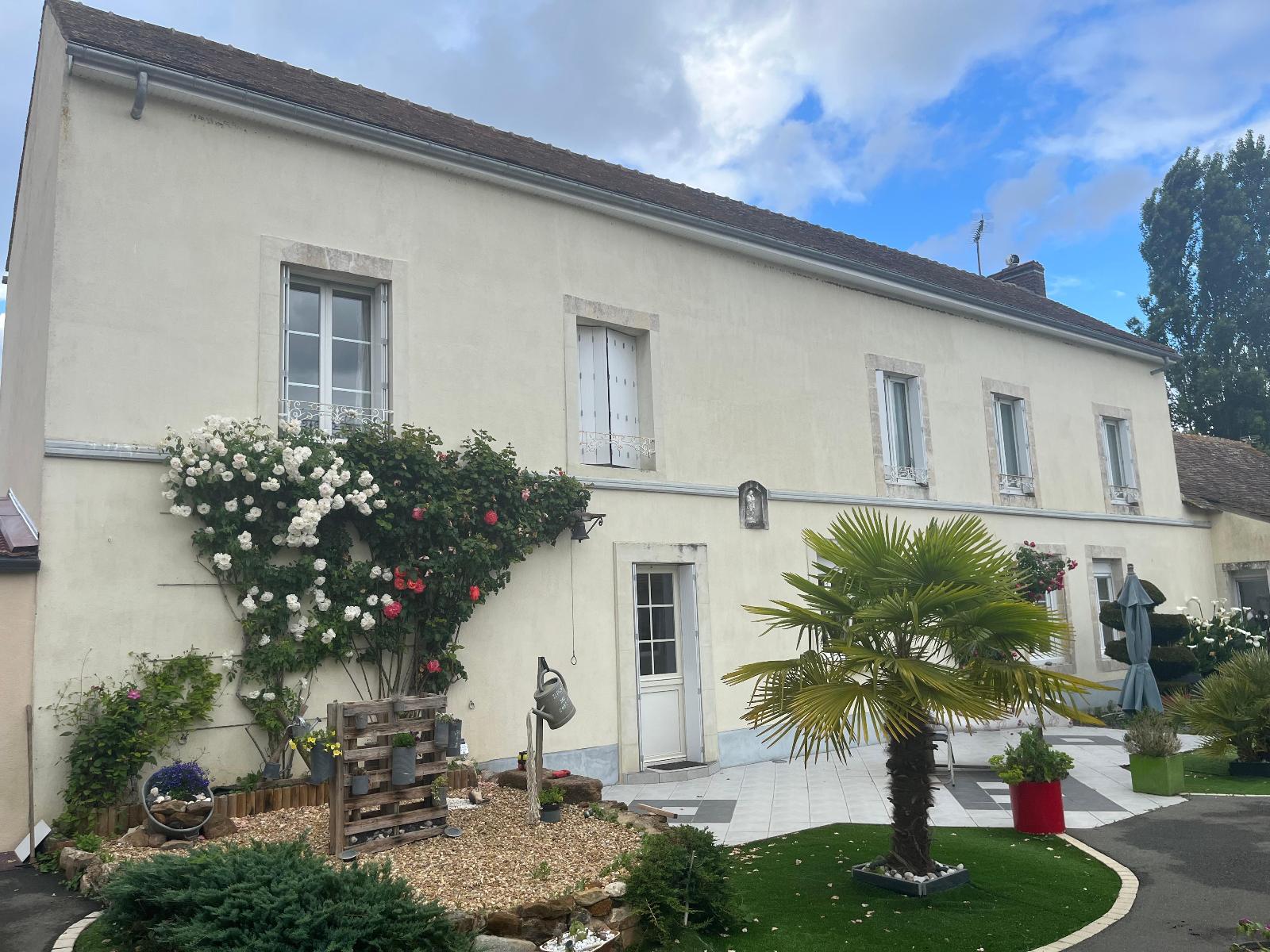 maison 10 pièces - LOUPLANDE
